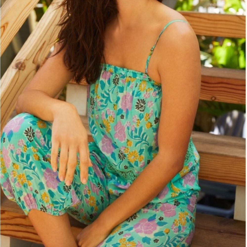 🆕 Anthropologie SIKA Marigold Floral Lounge Jumpsuit in Green Motif Bohemian